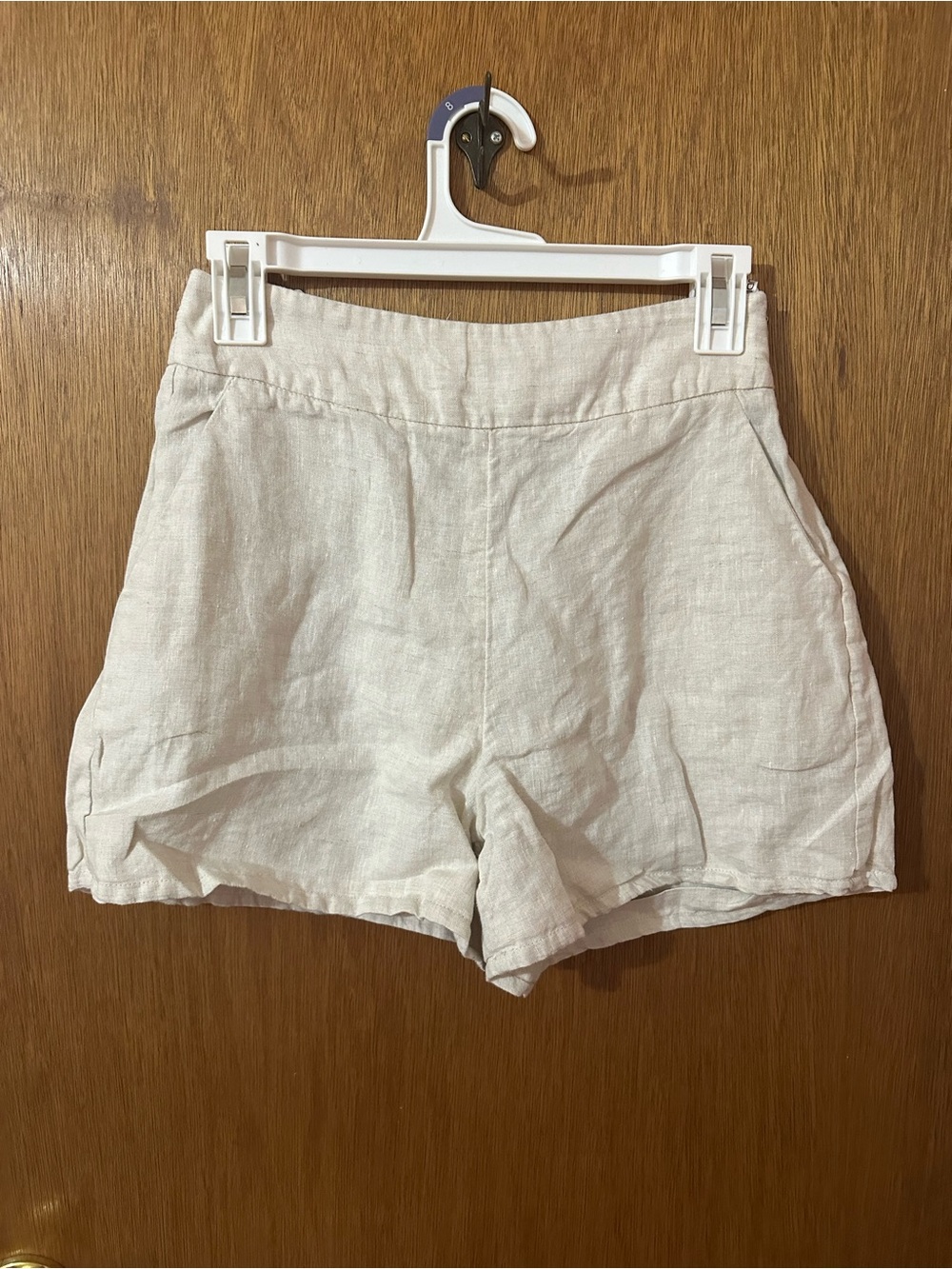 Studio F high waisted white linen shorts